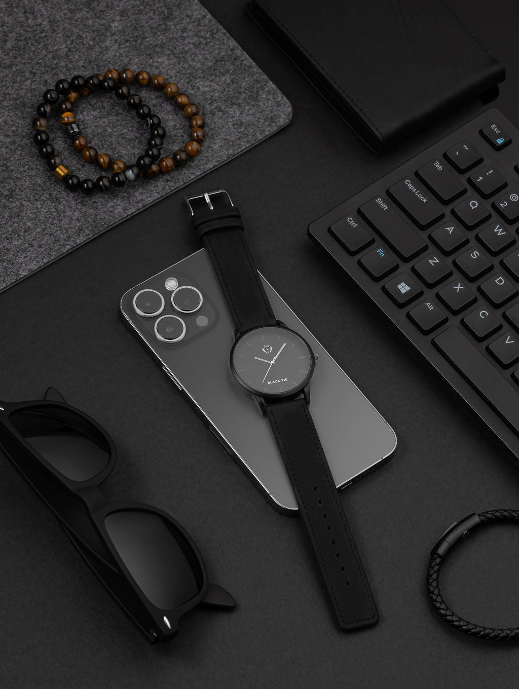 Black minimalist leather mens watches